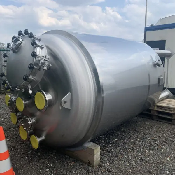 Recipiente a pressione inutilizzato da 5000 litri in acciaio inox 316