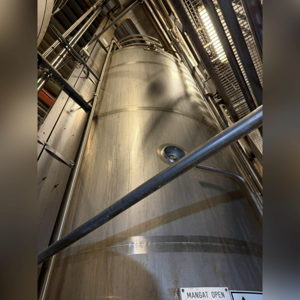 Serbatoio di miscelazione isolato da 15.000 litri in Acciaio inox 904L (1.4539)