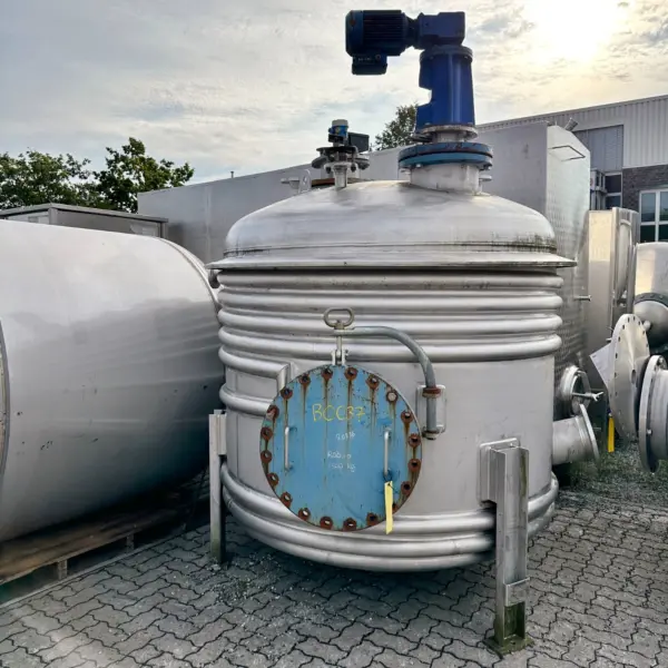 4413 Liter heiz-/kühlbarer Vakuum Druckbehälter aus V4A mit Propellerrührwerk