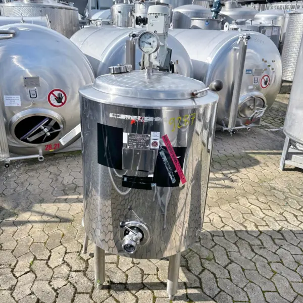 Serbatoio agitatore isolato da 160 litri in acciaio inox 304 con agitatore ad elica