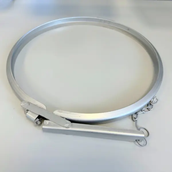 Spannring für Mannloch aus V2A für werksneue Container