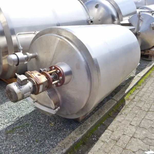 Serbatoio agitatore da 900 litri riscaldabile/raffreddabile in acciaio inox 304 con agitatore ad elica