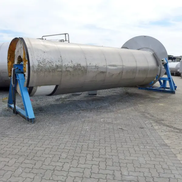 Unused 10000 liter heat-/coolable pressure tank designed for cryogenic liquids, Aisi 304