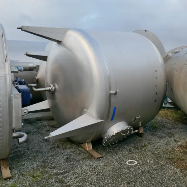 10000 Liter Behälter aus V4A für erhöhte spezifische Gewichte (1,4 KG/L)