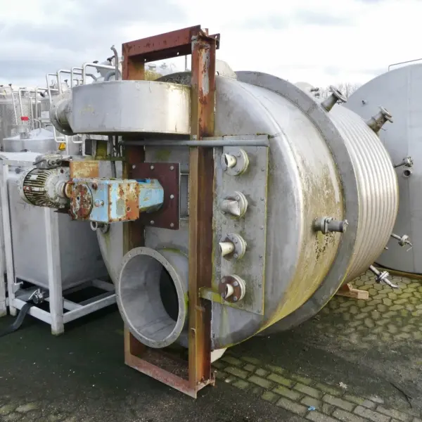 7250 Liter heiz-/kühlbarer Behälter aus V4A