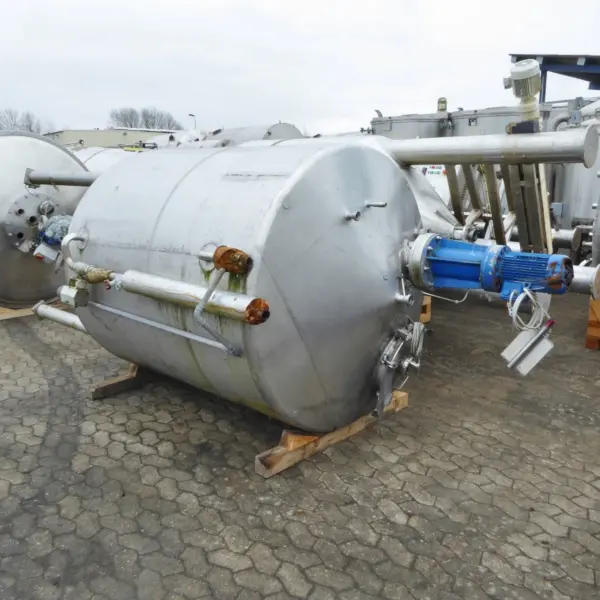 3300 liter heat-/coolable agitator vessel with conical bottom in AISI 304