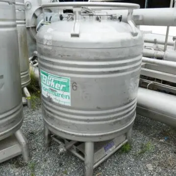 Serbatoio&#x20;a&#x20;pressione&#x20;da&#x20;800&#x20;litri&#x20;in&#x20;acciaio&#x20;inox&#x20;304