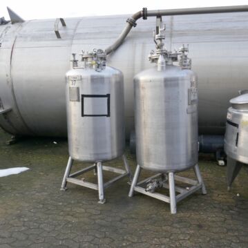 640&#x20;Liter&#x20;Druckbeh&#xE4;lter&#x20;aus&#x20;V4A