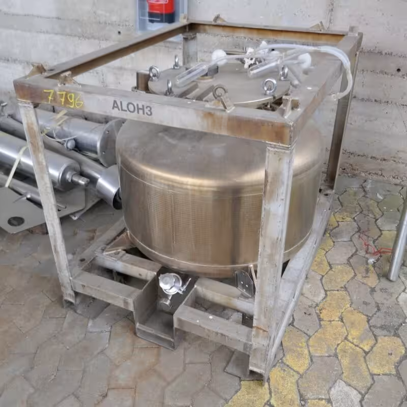 Serbatoio a pressione da 320 litri in acciaio inox 316