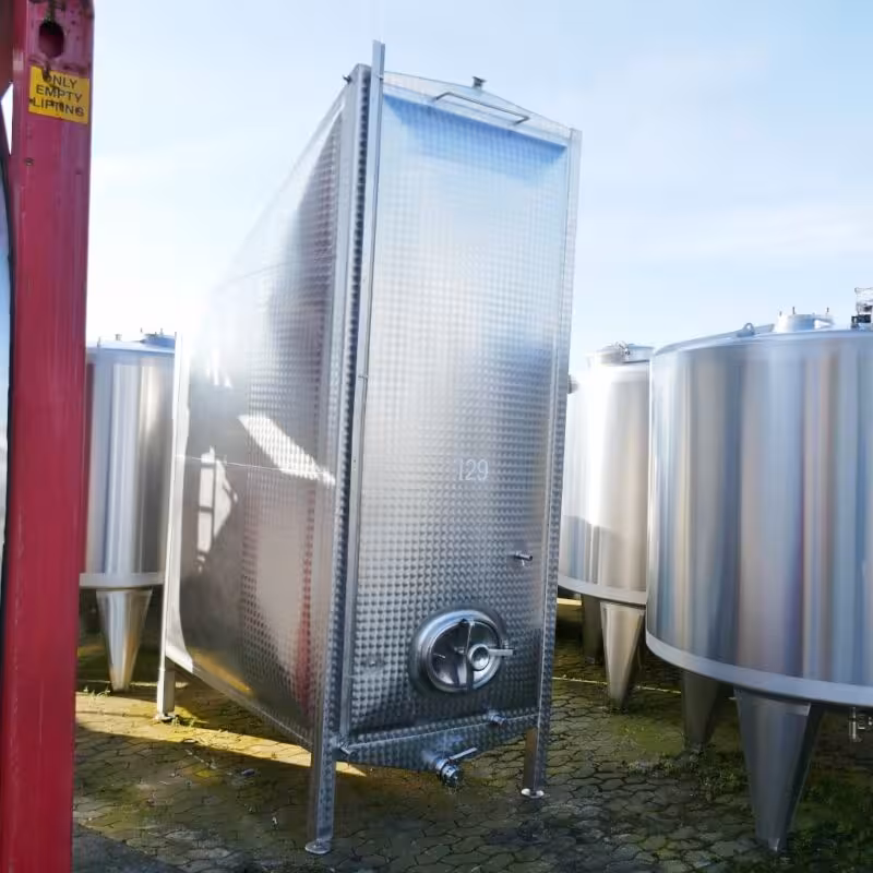 8800 Liter Rechteckbehälter aus V2A