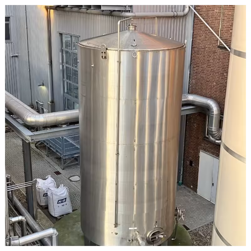 76000 litri di serbatoio isolato in acciaio inox 304
