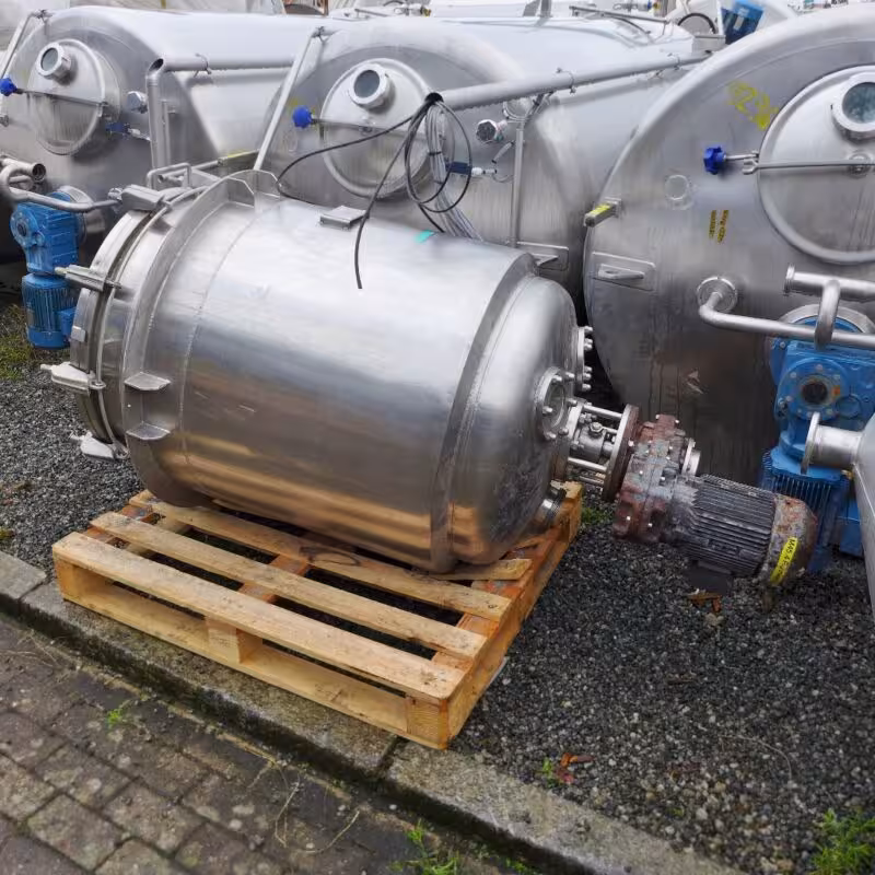 528 Liter isolierter Druckbehälter aus V2A mit Ankerrührwerk
