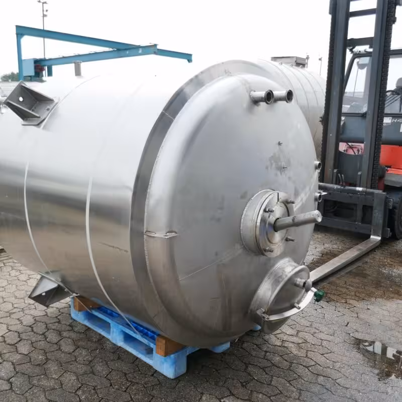 Serbatoio agitatore riscaldabile/raffreddabile da 3900 litri in acciaio inox 316 con agitatore a trave