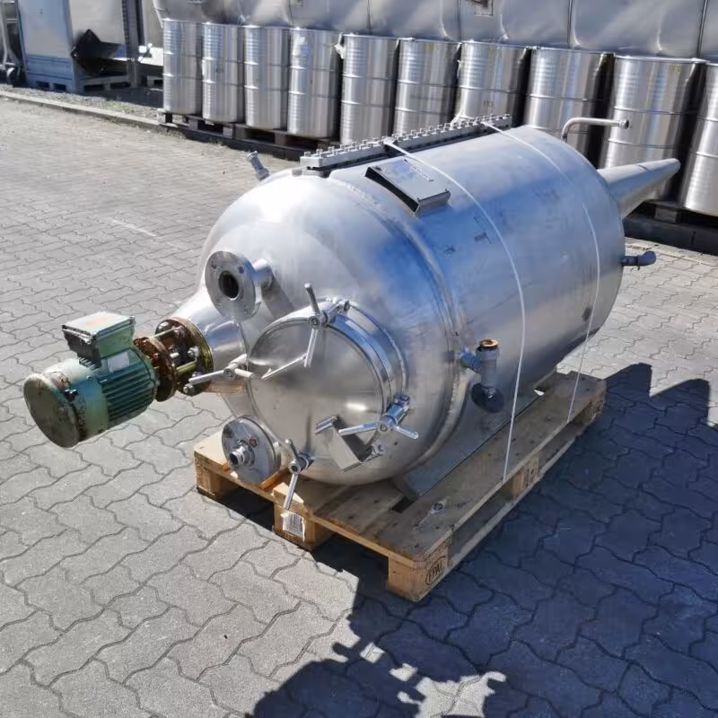610 Liter heiz-/kühlbarer Mischbehälter aus V2A mit Propellerrührwerk