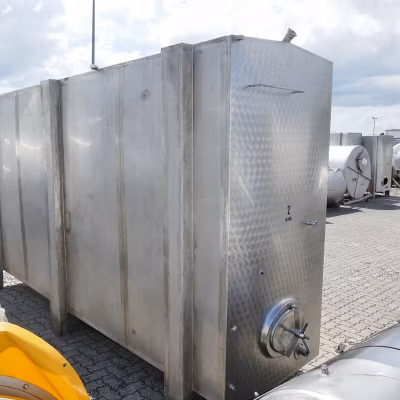 10468 Liter heiz-/kühlbarer kubischer Lagertank aus V2A mit 2 inneren Kühlplatten