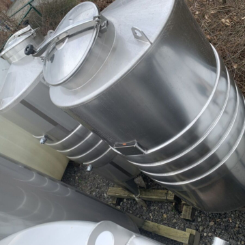 Ungebrauchter 1000 Liter temperierbarer Lagertank aus V4A