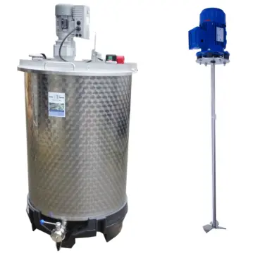 Brand&#x20;new&#x20;550&#x20;liter&#x20;agitator&#x20;tank&#x20;with&#x20;high-speed&#x20;propeller&#x20;mixer&#x20;&#x28;type&#x20;SDE&#x29;