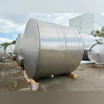 Serbatoio&#x20;di&#x20;stoccaggio&#x20;verticale&#x20;da&#x20;15000&#x20;litri,&#x20;Aisi304