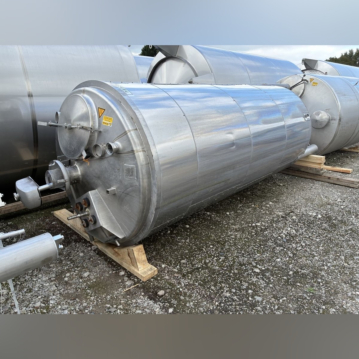 Serbatoio di miscelazione isolato da 5100 litri in acciaio inox 304 con agitatore ad elica