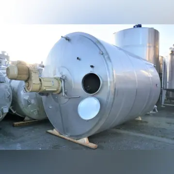 25000&#x20;Liter&#x20;heiz-&#x2F;k&#xFC;hlbarer&#x20;R&#xFC;hrwerkstank&#x20;aus&#x20;V2A&#x20;mit&#x20;Balkenr&#xFC;hrwerk