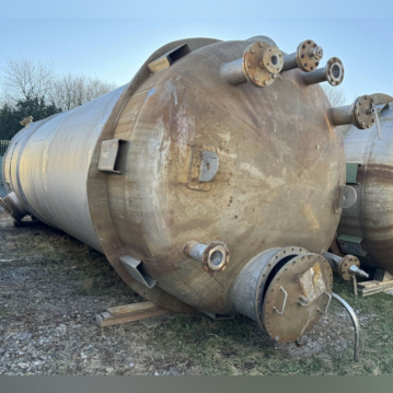 33725 liter heatable/coolable pressure tank made of stainless steel 316 (specific weight 1,900.00 kg/m³)
