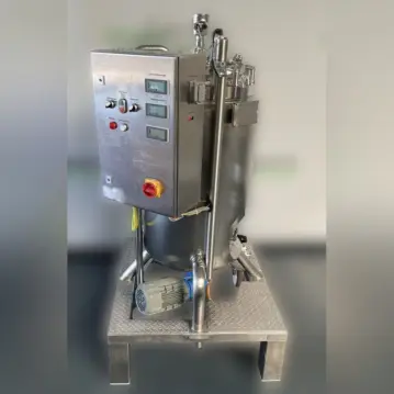 Serbatoio&#x20;a&#x20;pressione&#x20;riscaldabile&#x2F;raffreddabile&#x20;da&#x20;100&#x20;litri&#x20;in&#x20;acciaio&#x20;inox&#x20;304&#x20;con&#x20;agitatore&#x20;magnetico