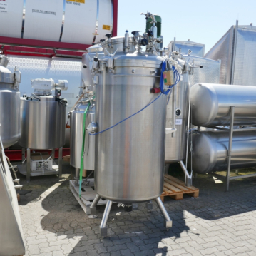 Serbatoio a pressione farmaceutico da 1100 litri in acciaio inox 316 con agitatore a elica