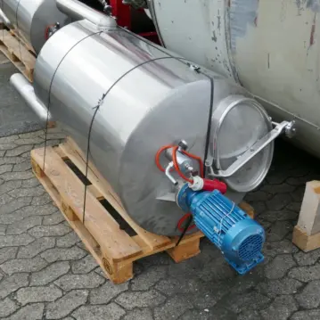 500&#x20;liter&#x20;agitator&#x20;tank,&#x20;Aisi&#x20;304&#x20;with&#x20;disc&#x20;agitator