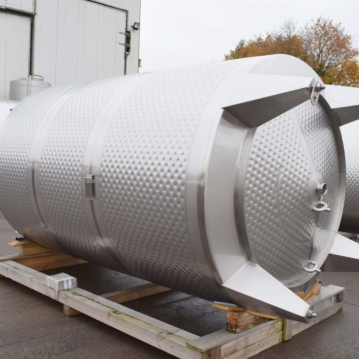 Werksneuer 12600 Liter heiz-/kühlbarer Behälter aus V4A