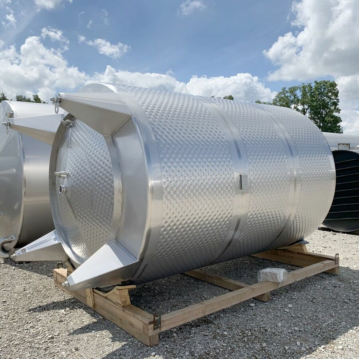 Werksneuer&#x20;15300&#x20;Liter&#x20;heiz-&#x2F;k&#xFC;hlbarer&#x20;Edelstahltank&#x20;aus&#x20;V4A