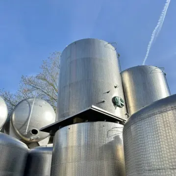 16500&#x20;Liter&#x20;Beh&#xE4;lter&#x20;aus&#x20;V2A