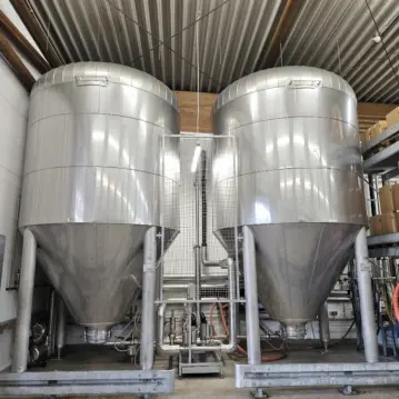 24500&#x20;litri&#x20;di&#x20;serbatoio&#x20;a&#x20;pressione&#x20;riscaldabile&#x2F;raffreddabile&#x20;in&#x20;acciaio&#x20;inox&#x20;304