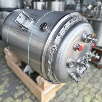 Ungebrauchter&#x20;1000&#x20;Liter&#x20;heiz-&#x2F;k&#xFC;hlbarer&#x20;Druckbeh&#xE4;lter&#x20;aus&#x20;V4A&#x20;&#x28;1.4539&#x29;