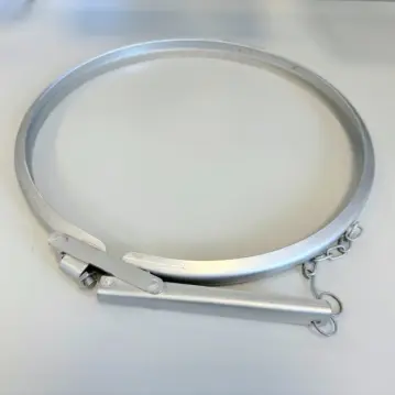 Anello&#x20;di&#x20;serraggio&#x20;per&#x20;chiusino&#x20;in&#x20;acciaio&#x20;inox&#x20;304&#x20;per&#x20;contenitori&#x20;nuovi&#x20;di&#x20;fabbrica