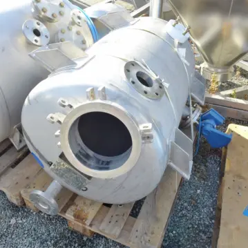 420&#x20;Liter&#x20;Druckbeh&#xE4;lter&#x20;aus&#x20;V4A