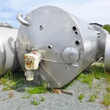 20000&#x20;Liter&#x20;R&#xFC;hrwerksbeh&#xE4;lter&#x20;aus&#x20;V2A&#x20;mit&#x20;Balkenr&#xFC;hrwerk