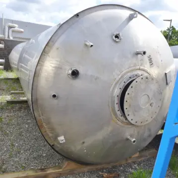 11424&#x20;Liter&#x20;k&#xFC;hlbarer&#x20;Druckbeh&#xE4;lter&#x20;&#x2F;&#x20;Steriltank&#x20;aus&#x20;V2A