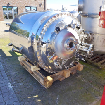 1700&#x20;liter&#x20;heat-&#x2F;coolable&#x20;pressure&#x20;vessel,&#x20;Aisi&#x20;316&#x20;with&#x20;cup&#x20;agitator