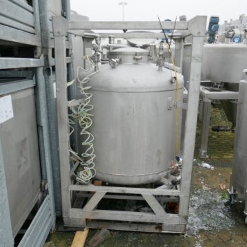 1011&#x20;Liter&#x20;Container&#x20;aus&#x20;V4A
