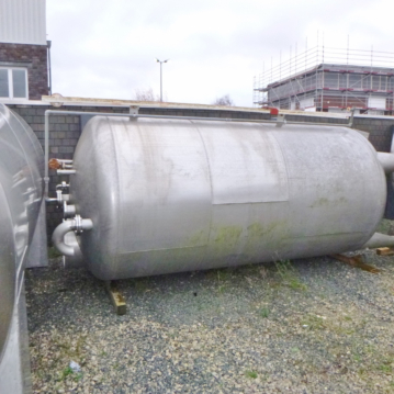 12600&#x20;Liter&#x20;Beh&#xE4;lter&#x20;aus&#x20;V4A&#x20;mit&#x20;spezifischem&#x20;Gewicht&#x20;bis&#x20;1,5&#x20;Kilo&#x20;&#x2F;&#x20;Liter