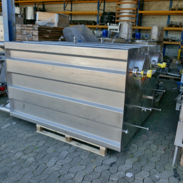 2000&#x20;liter&#x20;rectangular&#x20;tank,&#x20;Aisi&#x20;304