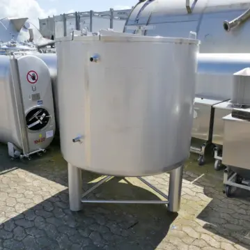 Brand&#x20;new&#x20;1169&#x20;liter&#x20;heat-&#x2F;coolable&#x20;tank,&#x20;Aisi&#x20;316&#x20;&#x28;type&#x20;FOT&#x29;