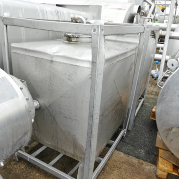 1000 liter container made of stainless steel 304 (dairy)
