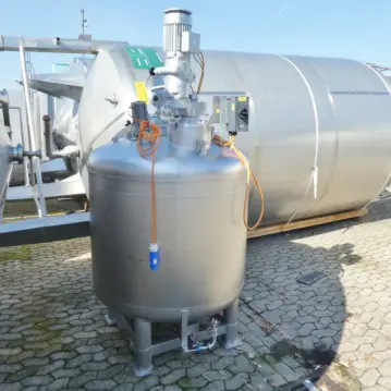 1100&#x20;Liter&#x20;Beh&#xE4;lter&#x20;aus&#x20;V2A