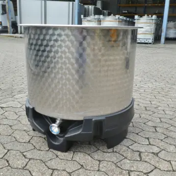 300&#x20;Liter&#x20;Beh&#xE4;lter&#x20;aus&#x20;V2A