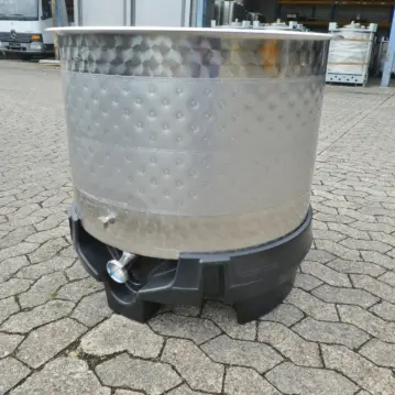 300&#x20;Liter&#x20;Beh&#xE4;lter&#x20;aus&#x20;V2A