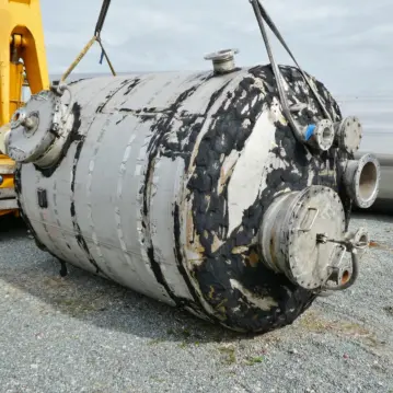 10800&#x20;Liter&#x20;Druckbeh&#xE4;lter&#x20;aus&#x20;V4A