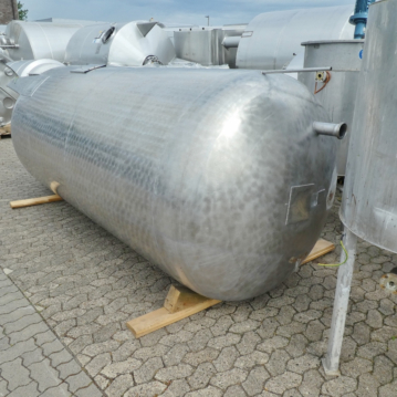 5000&#x20;Liter&#x20;Beh&#xE4;lter&#x20;aus&#x20;V2A