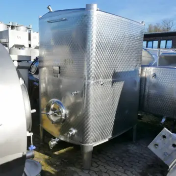 5200&#x20;Liter&#x20;Rechteckbeh&#xE4;lter&#x20;aus&#x20;V2A