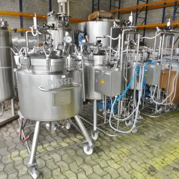 280&#x20;Liter&#x20;heiz-&#x2F;k&#xFC;hlbarer&#x20;Druckbeh&#xE4;lter&#x20;aus&#x20;V4A